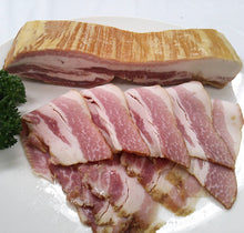 画像をギャラリービューアに読み込む, 匠のハム工房特選詰合せ(ロースハム約500g、ベーコン約250g、チャーシュー約300g、ウィンナー約120g)【風實(かざみ)】