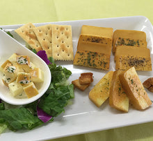 画像をギャラリービューアに読み込む, 豪華バラエティセット(チャーシュー、スモークスペアリブ2本入り、肉まきごはん5本入り、ポークソーセージ、スモークチキン手羽むね、スモークチーズスライス4種)【風實(かざみ)】