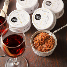 画像をギャラリービューアに読み込む, 十勝ハーブ牛と塩だけで作ったコンビーフ 5缶セット ギフト箱入【無添加コンビーフ】【ノベルズ食品】